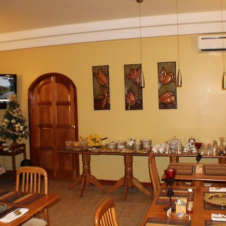 Bed and Breakfast Native Abode Bon Accord Village Zewnętrze zdjęcie